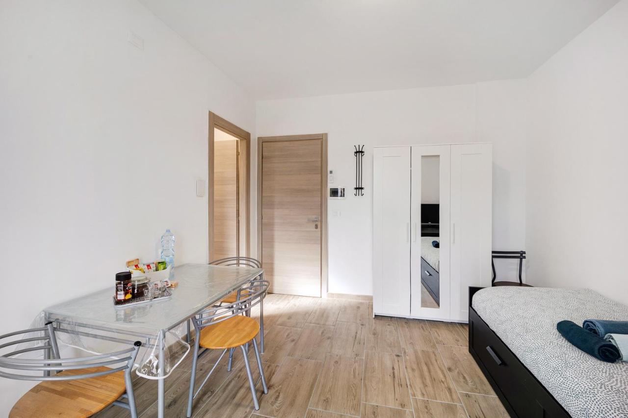 Il Gattino Di Porto Appartamento 3 Imperia Bagian luar foto